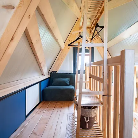 Le Tipi Bleu Tiny House Neuve Avec Terrasse Et Jardin Chalet *